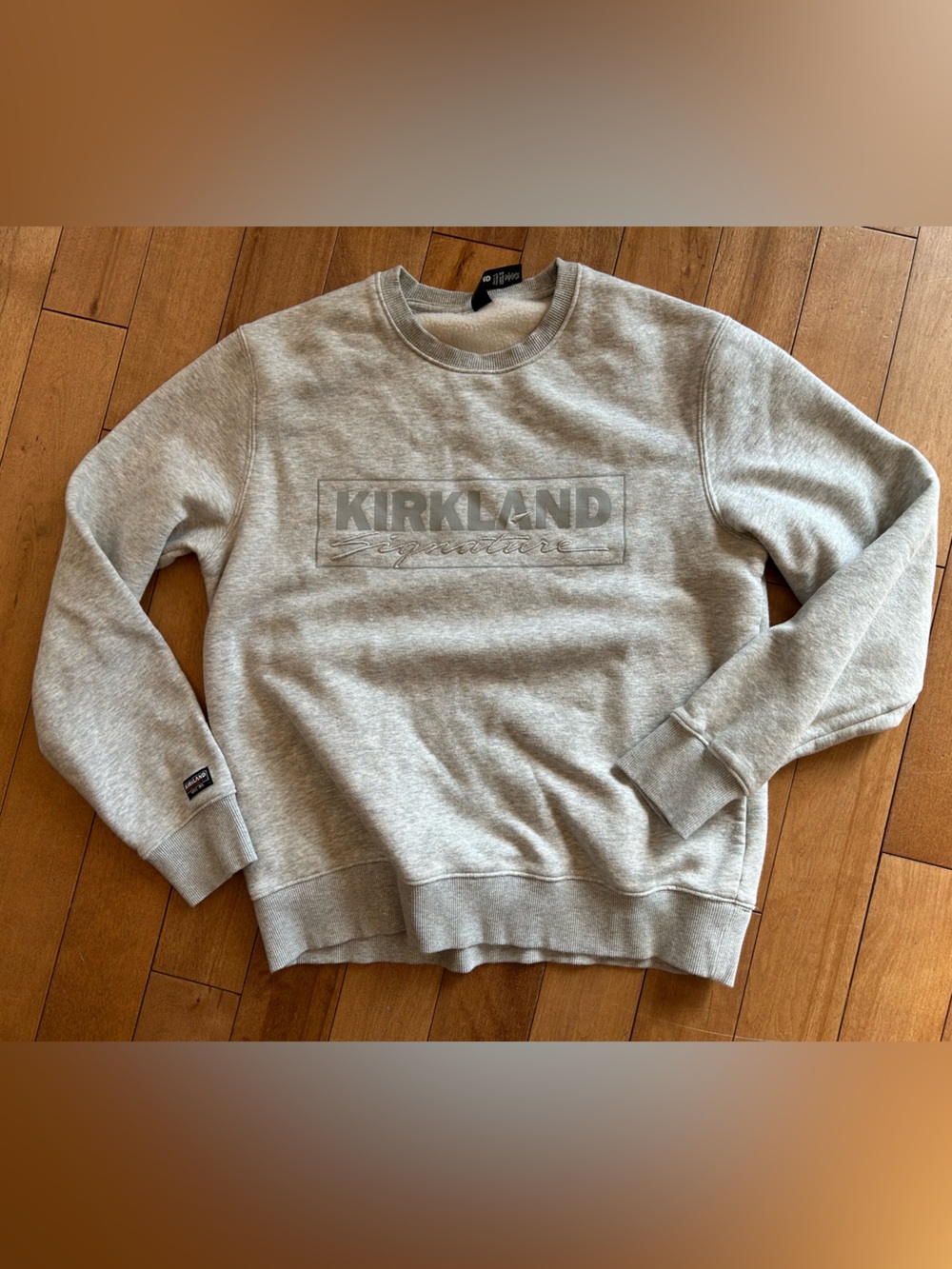 Kirkland Signature Men's Crewneck Sweatshirt in Heather Gray
